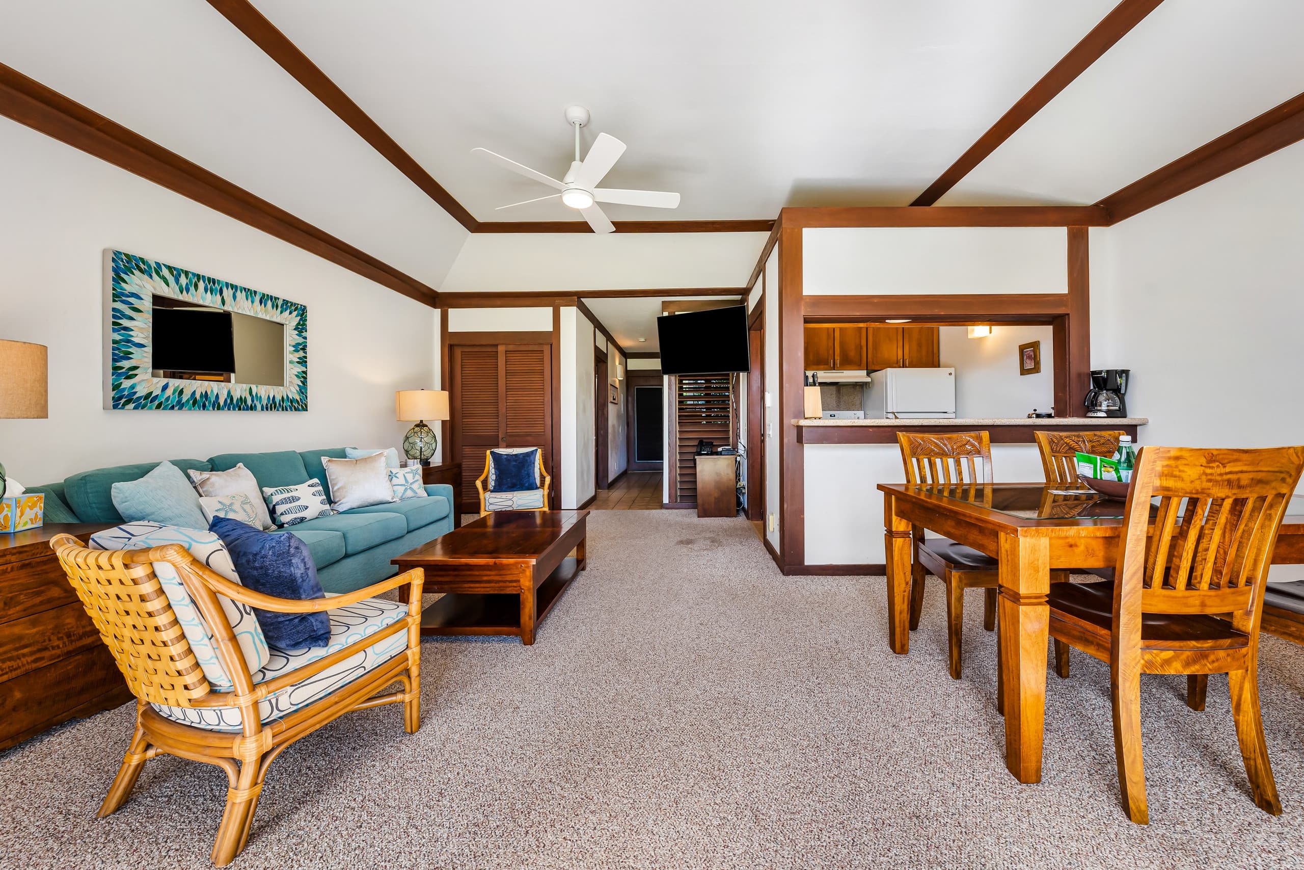 A/C, Gourmet Kitchen, Pool, King Bed, Grnd Flr - Photo 4