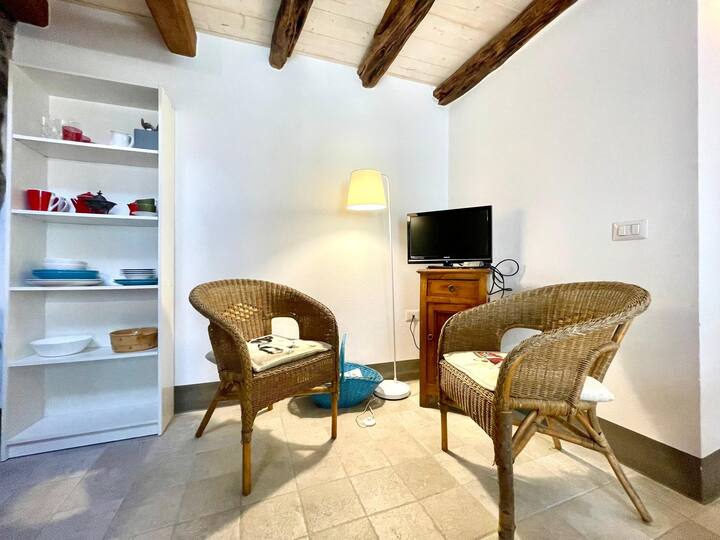 Ill Carrubo With Jacuzzi & Sauna - Tiny House - Bari Sardo