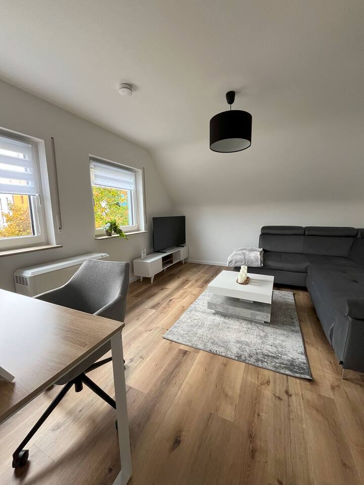 2-zimmer Apartment| 1x Doppelbett | 1x Schlafcouch - Giessen