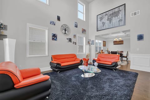 Spacious 4 Bdrm/4Bathroom Home | Private Back Deck