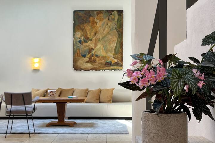 Colosseum Loft | ArtDesignApartments gallery image 4