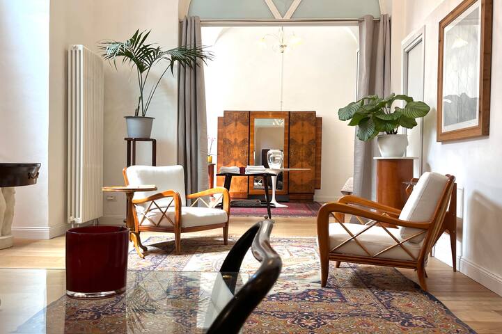 Colosseum Loft | ArtDesignApartments gallery image 3