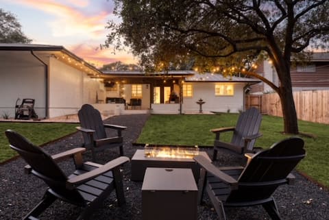 Top performing Airbnb: Home base for fun in Northeast Inner Loop