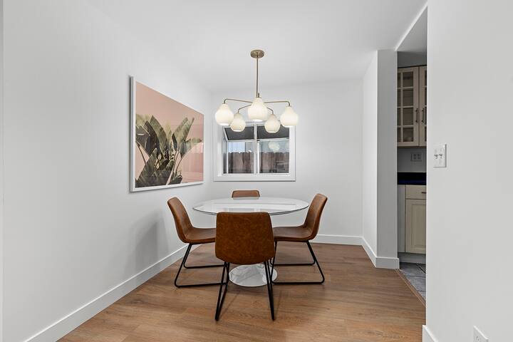 Steps from Both Ocean and Bay! gallery image 4