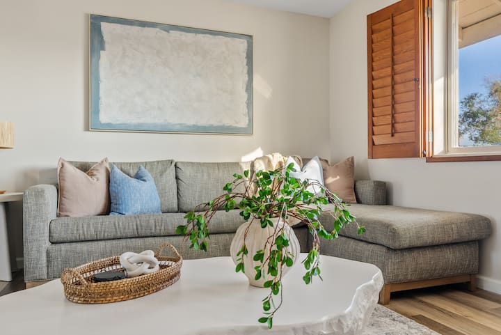 *New* Hot Tub & Pool Bungalow Minutes To Old Town - Scottsdale, AZ