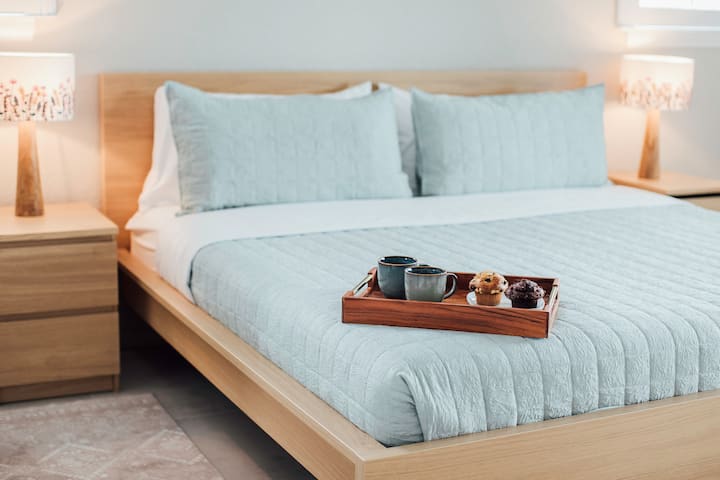 საძინებელი 1