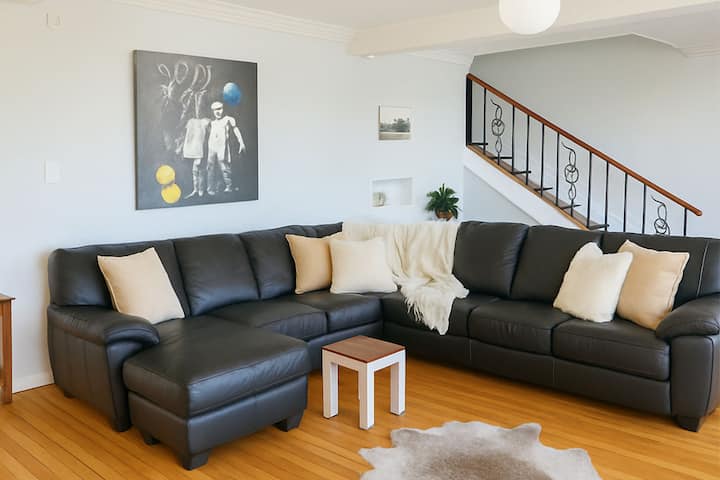 Bach By The Beach Accommodation Mount Maunganui - Mount Maunganui