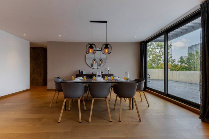 4BR Penthouse in Polanco w/Terrace Views & Parking gallery image 3