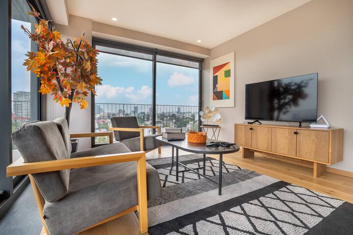 Spacious Corner Apt w/Views: Condesa Balcony & Gym gallery image 5
