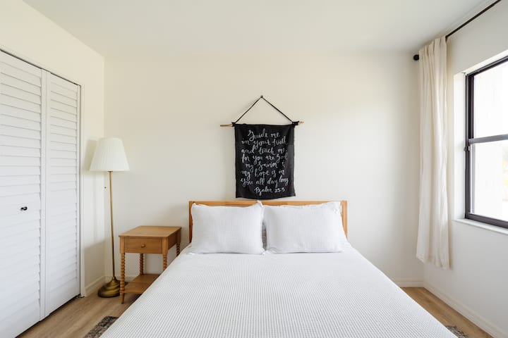 საძინებელი 3