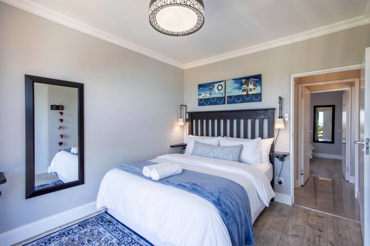 Apartment18Lifestyle Beachfront gallery image 4