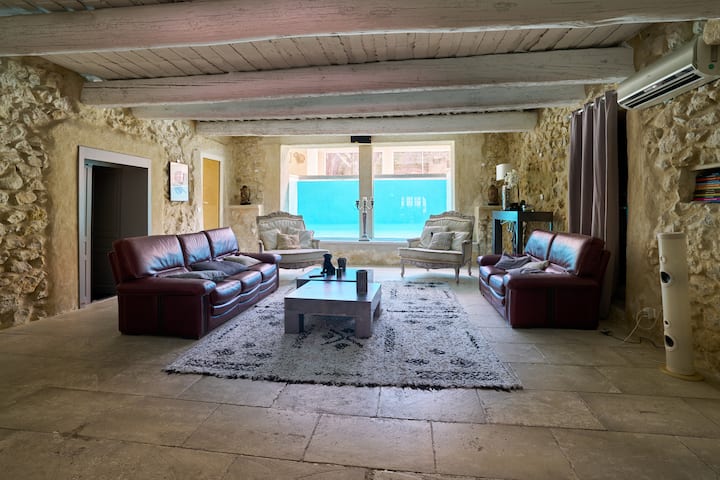 Bastide De Rhodes, Piscine Chauffée Couverte 12p - Sorgues