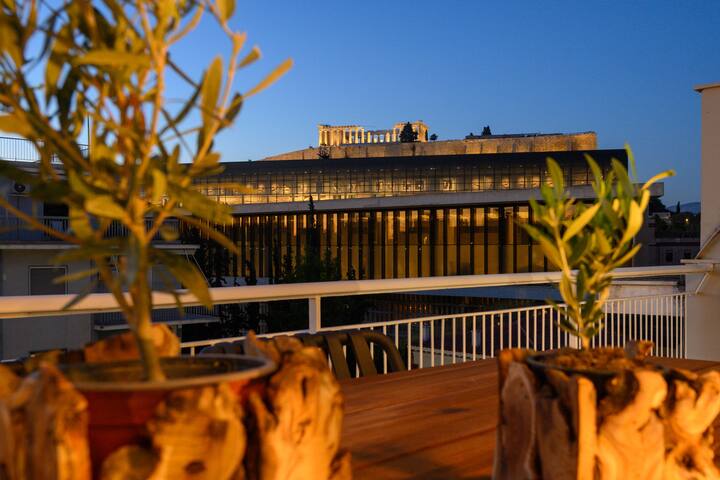 Acropolis View Signature Penthouse gallery image 3