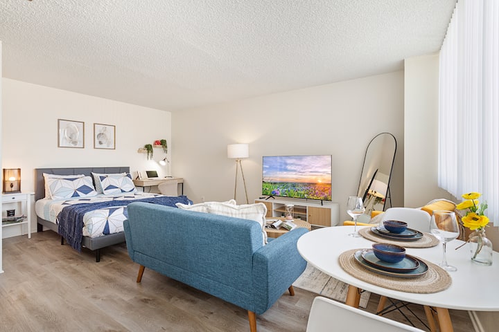 Ocean Lover's Dream Studio In Santa Monica - Santa Monica, CA