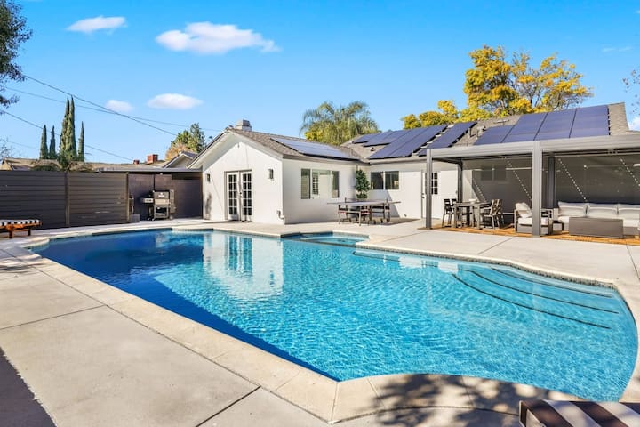 LA Home w/Heated Pool +Spa +Kids Fun Zone +Beaches
