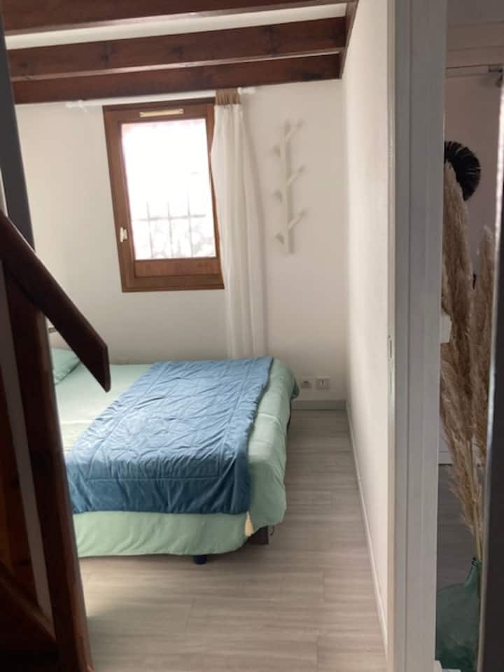 საძინებელი 1