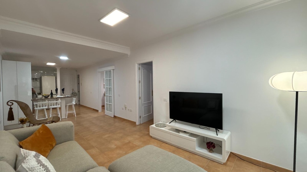 Airbnb performant: Sunset at Sardina Beach à Gáldar