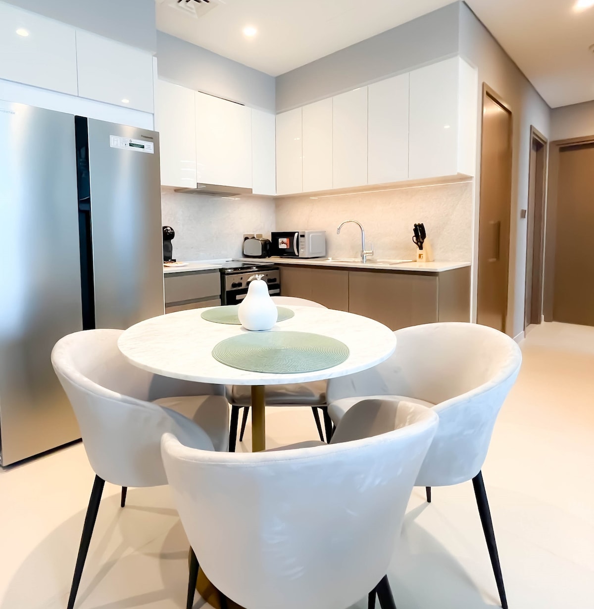 2 Bedroom Furnished Apartment with Burj Khalifa & Fountain View · VI 4