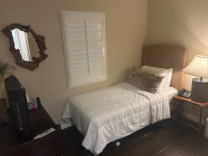 غرفة النوم 8