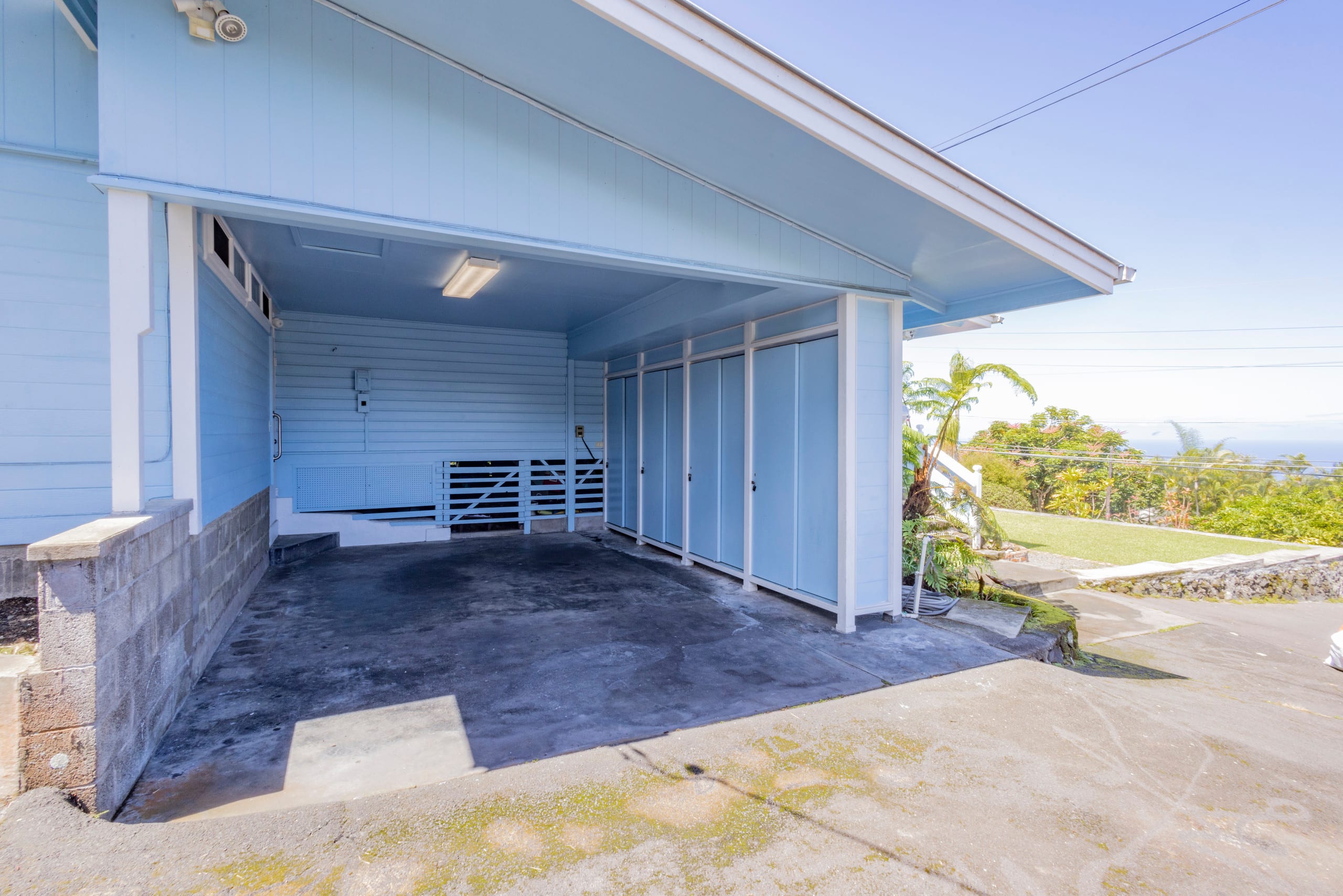 Home in Holualoa · ★4.87 · 3 bedrooms · 4 beds · 2 baths - Photo 21