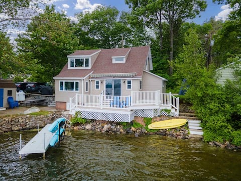 Beautiful Waterfront Home on Webster Lake!