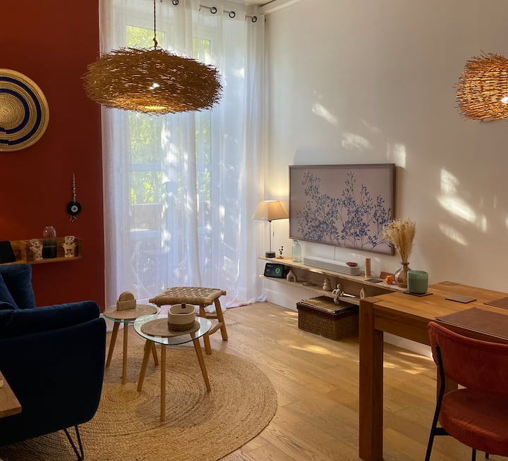 Un Cocoon Au Centre Historique De Nîmes - ibis Nîmes Ouest - A9