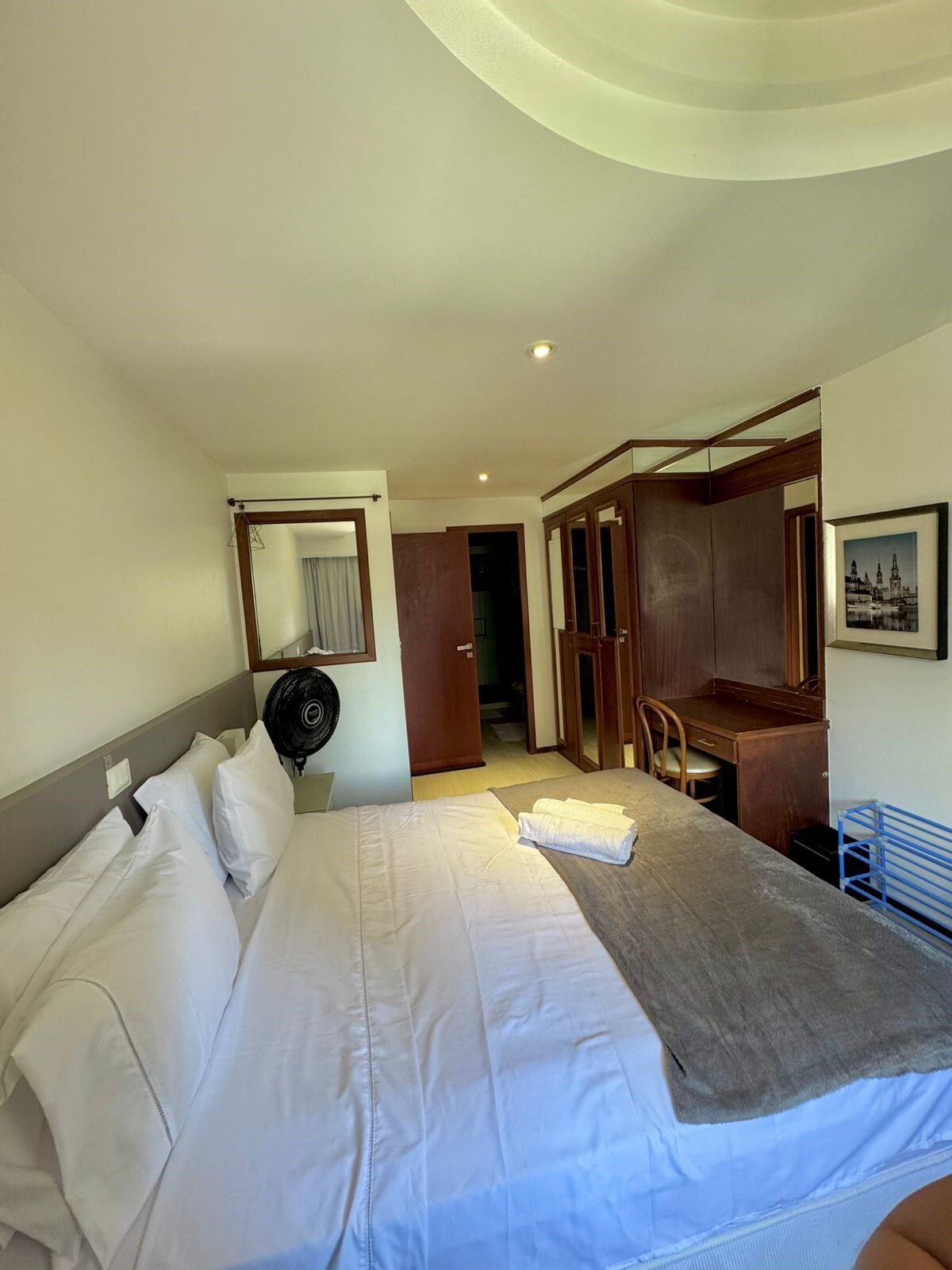 נוף (מהנכס / חדר השינה)