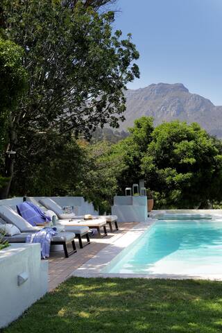 Ultimate multi gen family home! gallery image 3