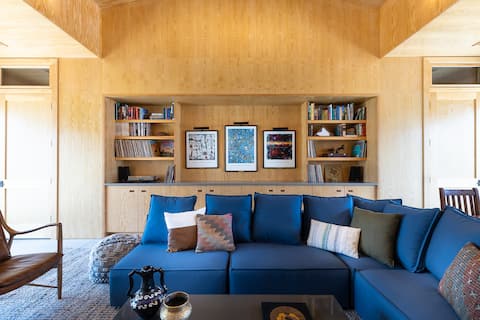 South Guesthouse - 2+ night stay