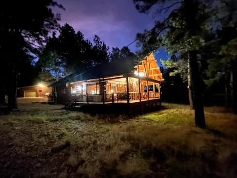 Luna Lake Lodge & Bunk House