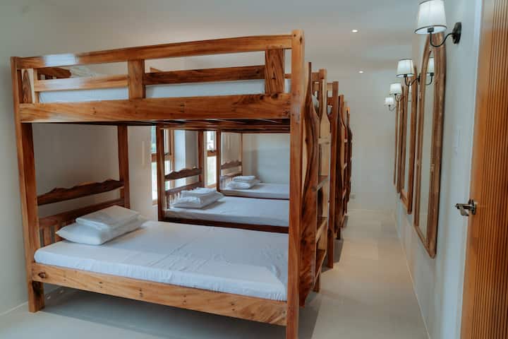 საძინებელი 4