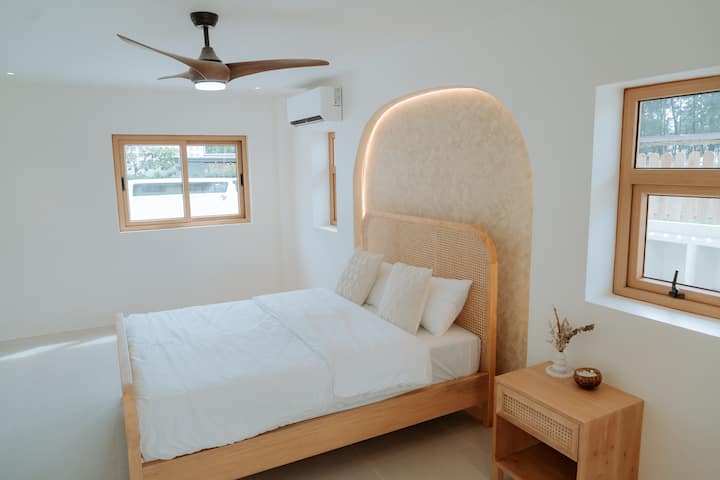 საძინებელი 1