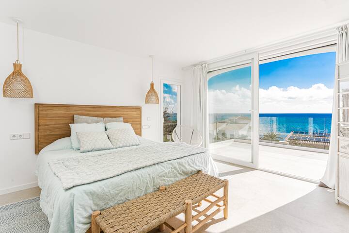 Preciosa villa con vistas al mar en Sant Lluis gallery image 3