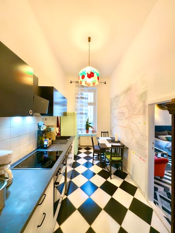 *NEU* Vintage-Flair in Kreuzberg gallery image 4