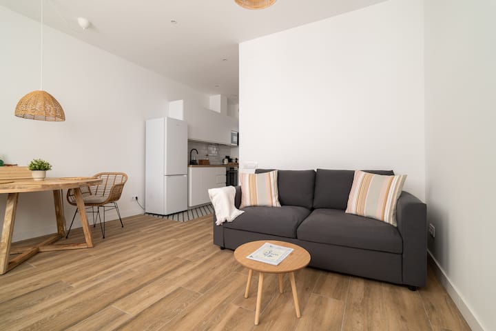 Apartamento Con Terraza Privada - L'Hospitalet de Llobregat