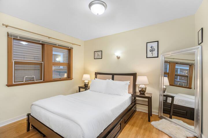 Treehouse Deck at Green Lake gallery image 4