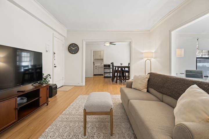Plaza 2br Apt - Kansas City