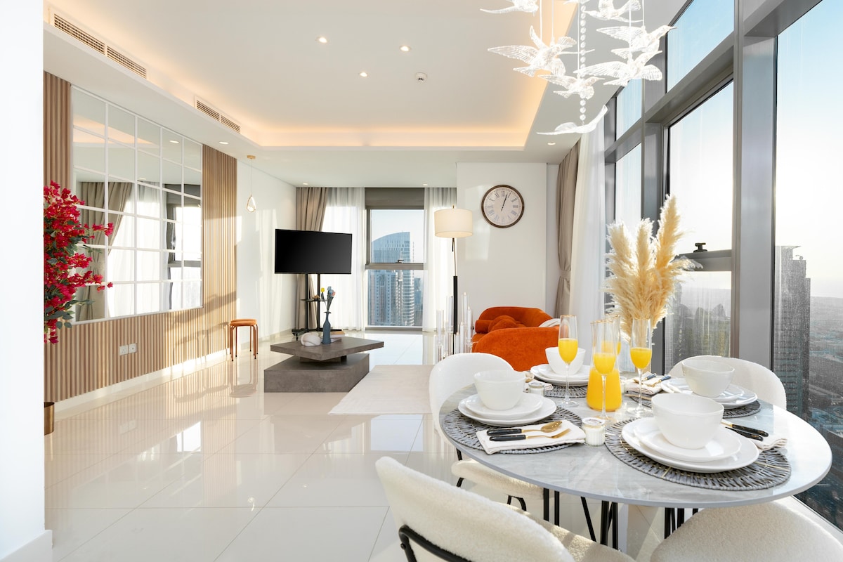 2 Bedroom Furnished Apartment with Sea View 5