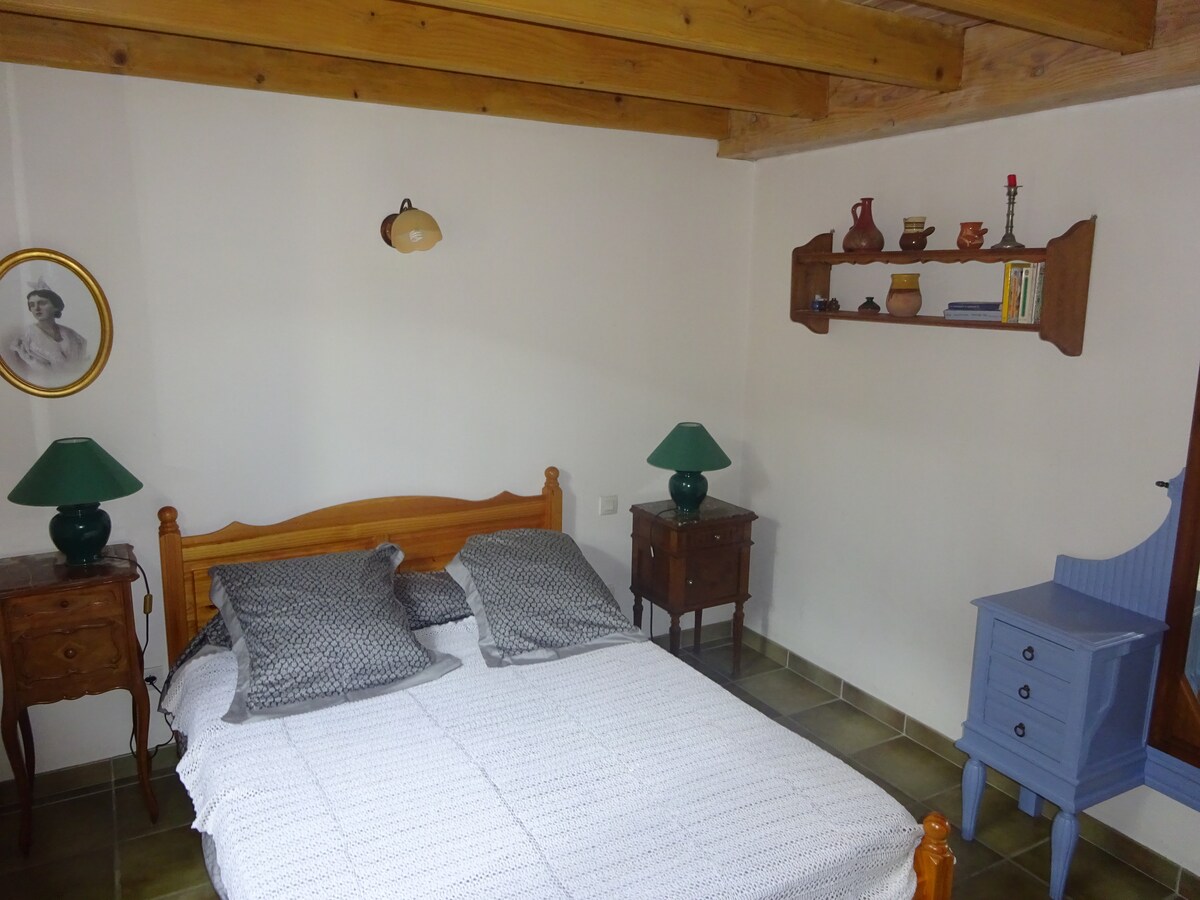 غرفة النوم 1