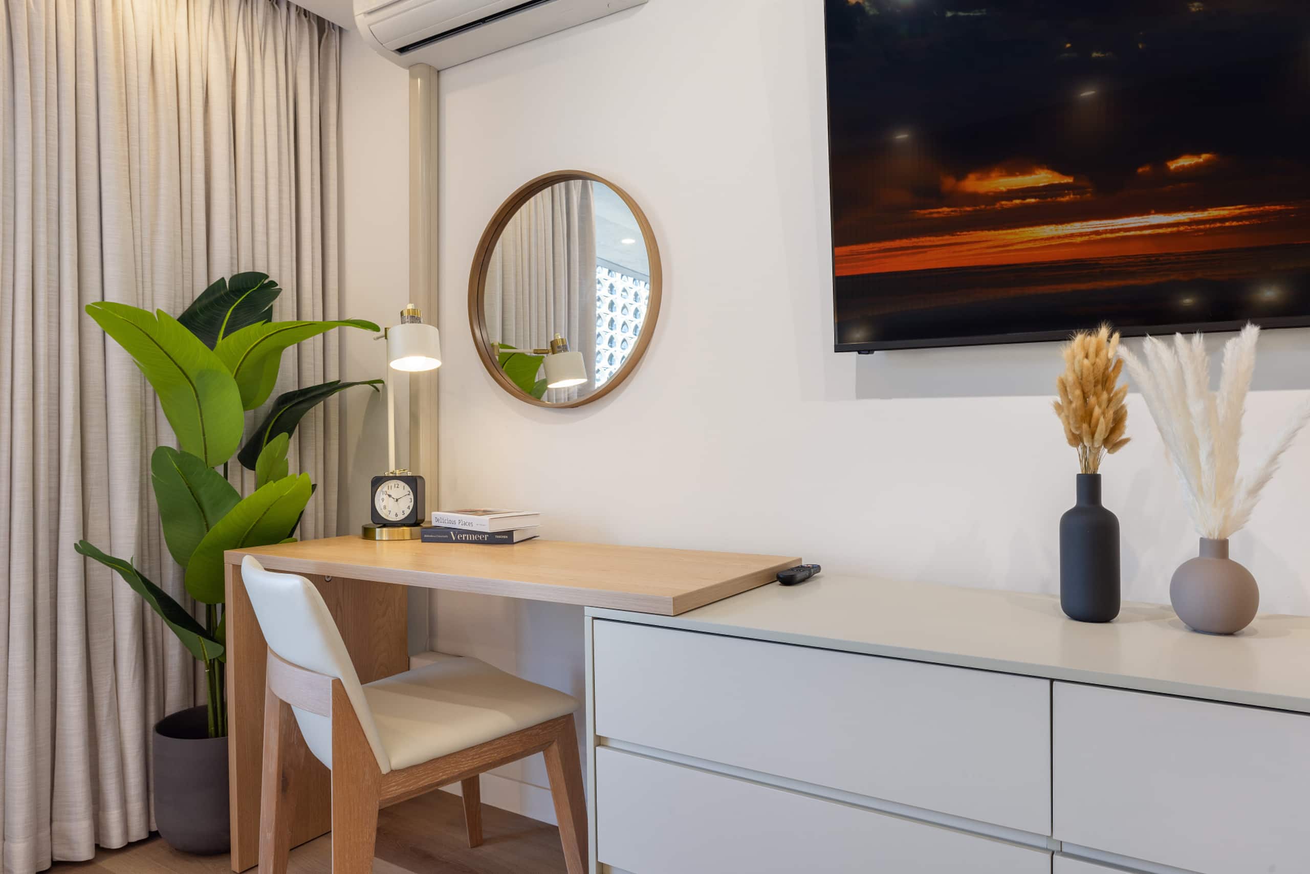 Urban Oasis in Heart of Waikiki with 1 Parking - Image 24