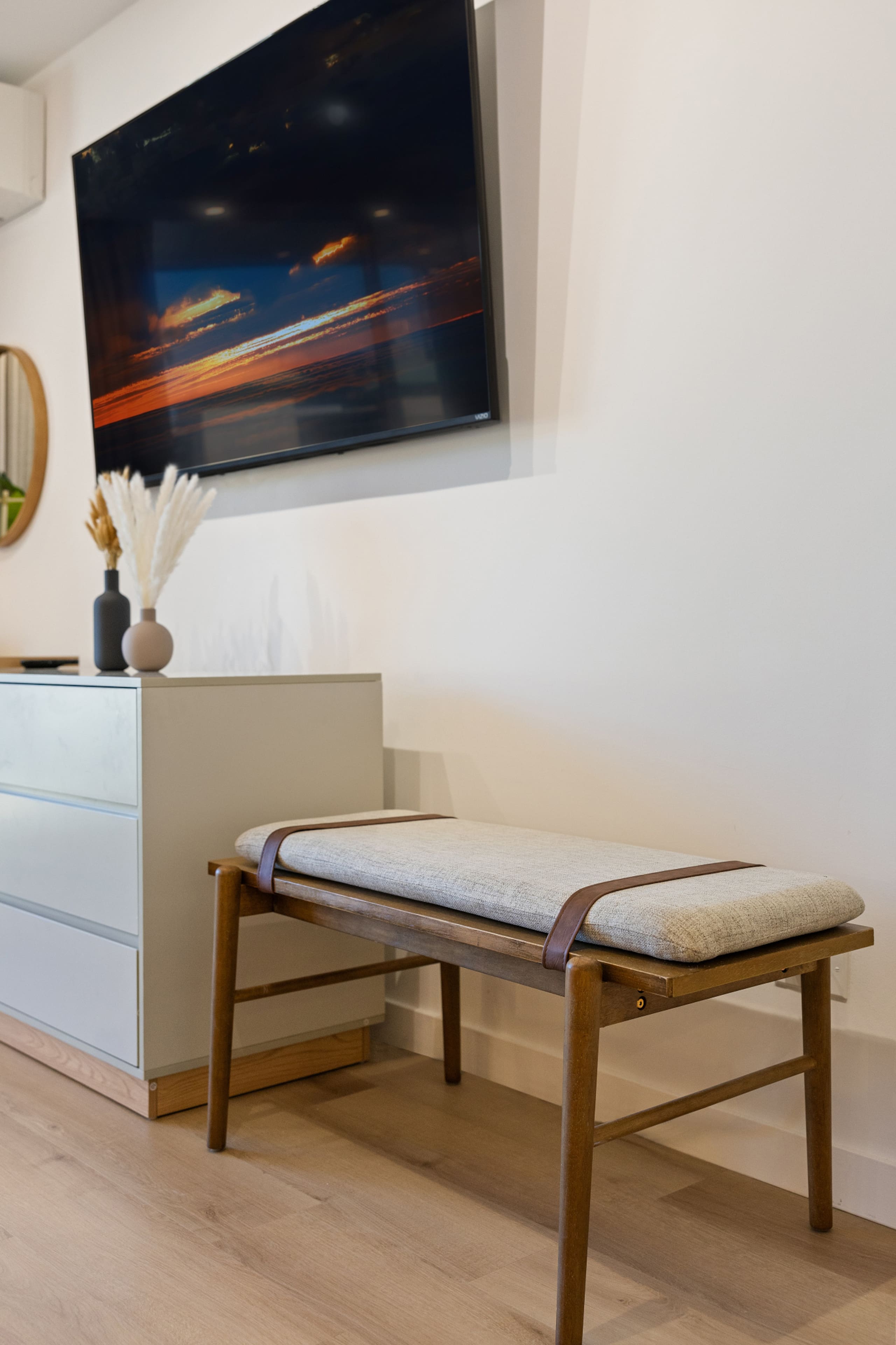Urban Oasis in Heart of Waikiki with 1 Parking - Image 33
