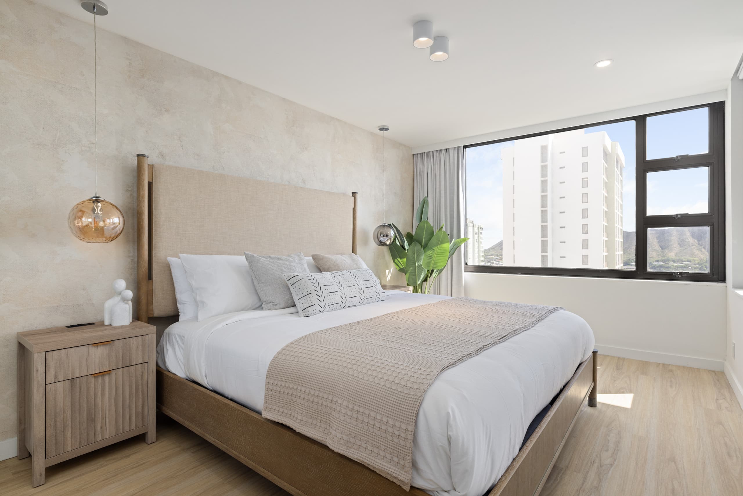 The Ocean Luxe in Waikiki, 1 Parking - Image 38