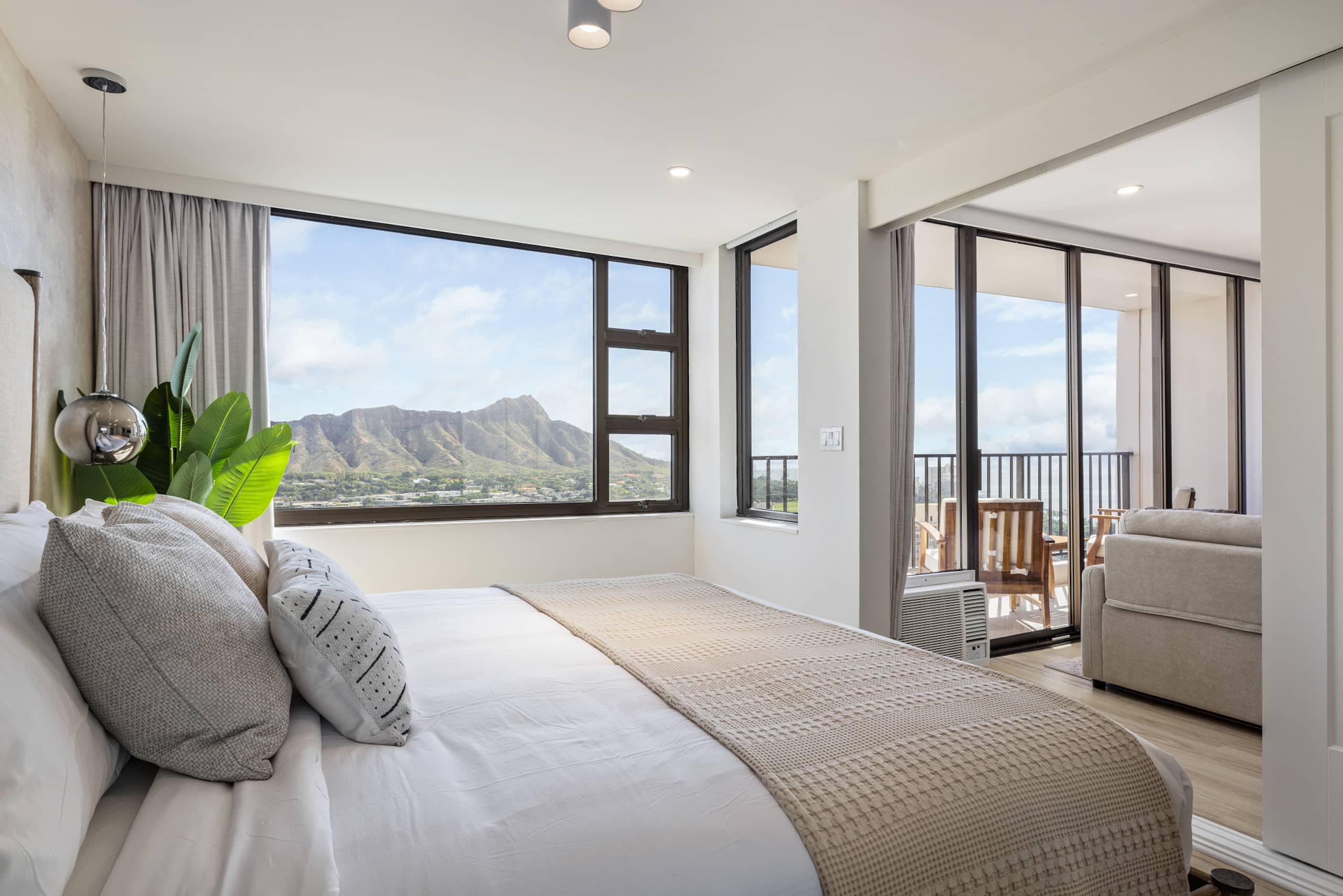 The Ocean Luxe in Waikiki, 1 Parking - Image 31