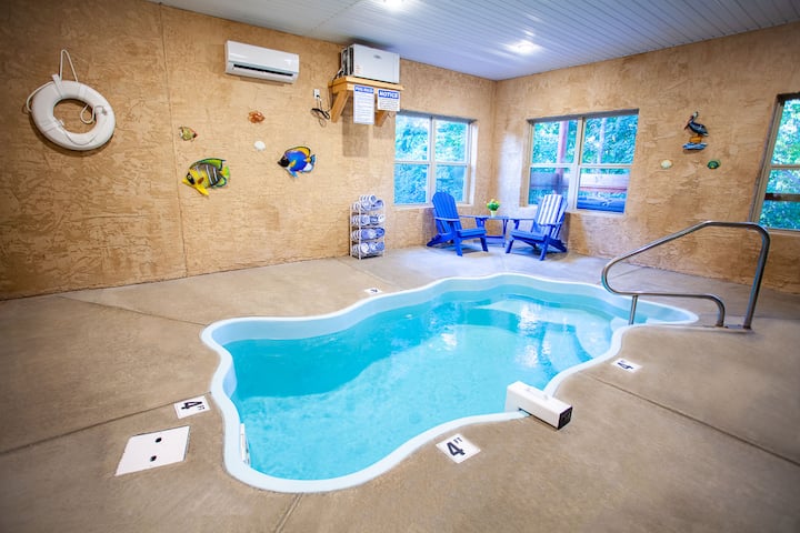 New Listing! Indoor Pool~game Rm~fast Wifi~near Pf - Sevierville, TN