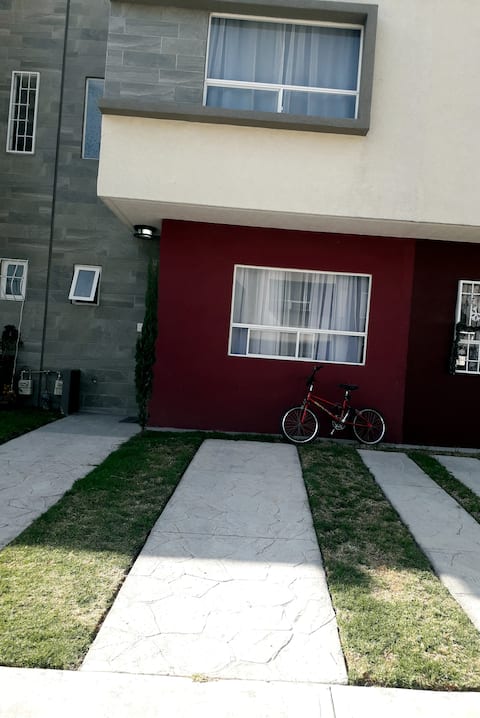 House with 3 bedrooms + study