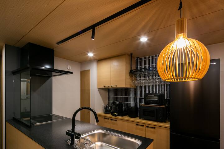 Brand new! Asakusa Iriya, Max 11 pax Open 21 Nov gallery image 5