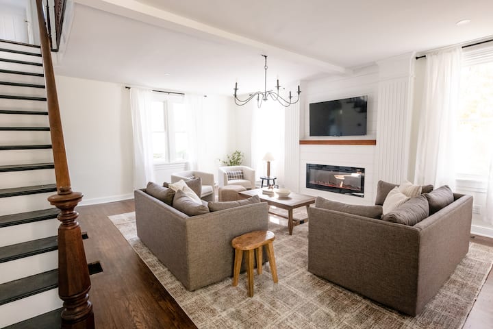 Farmhouse|hot Tub|fireplace|king Bed|4 Bedroom - Wrightsville, PA