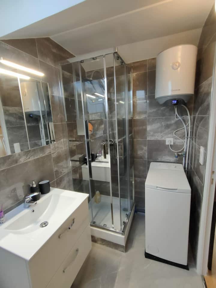 Studio Combles Chaleureux - Brétigny-sur-Orge
