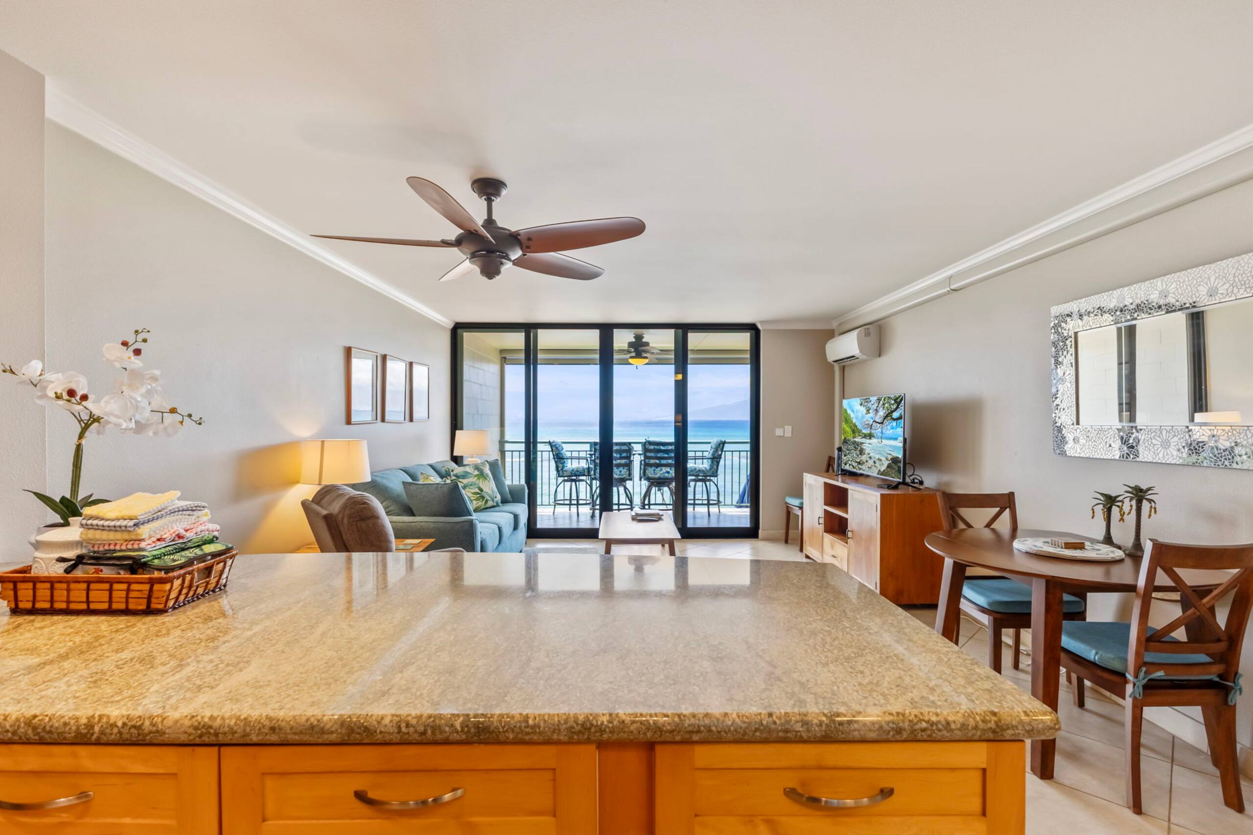 Condo in Lahaina · ★4.8 · 1 bedroom · 1 bed · 1 bath - Image 10