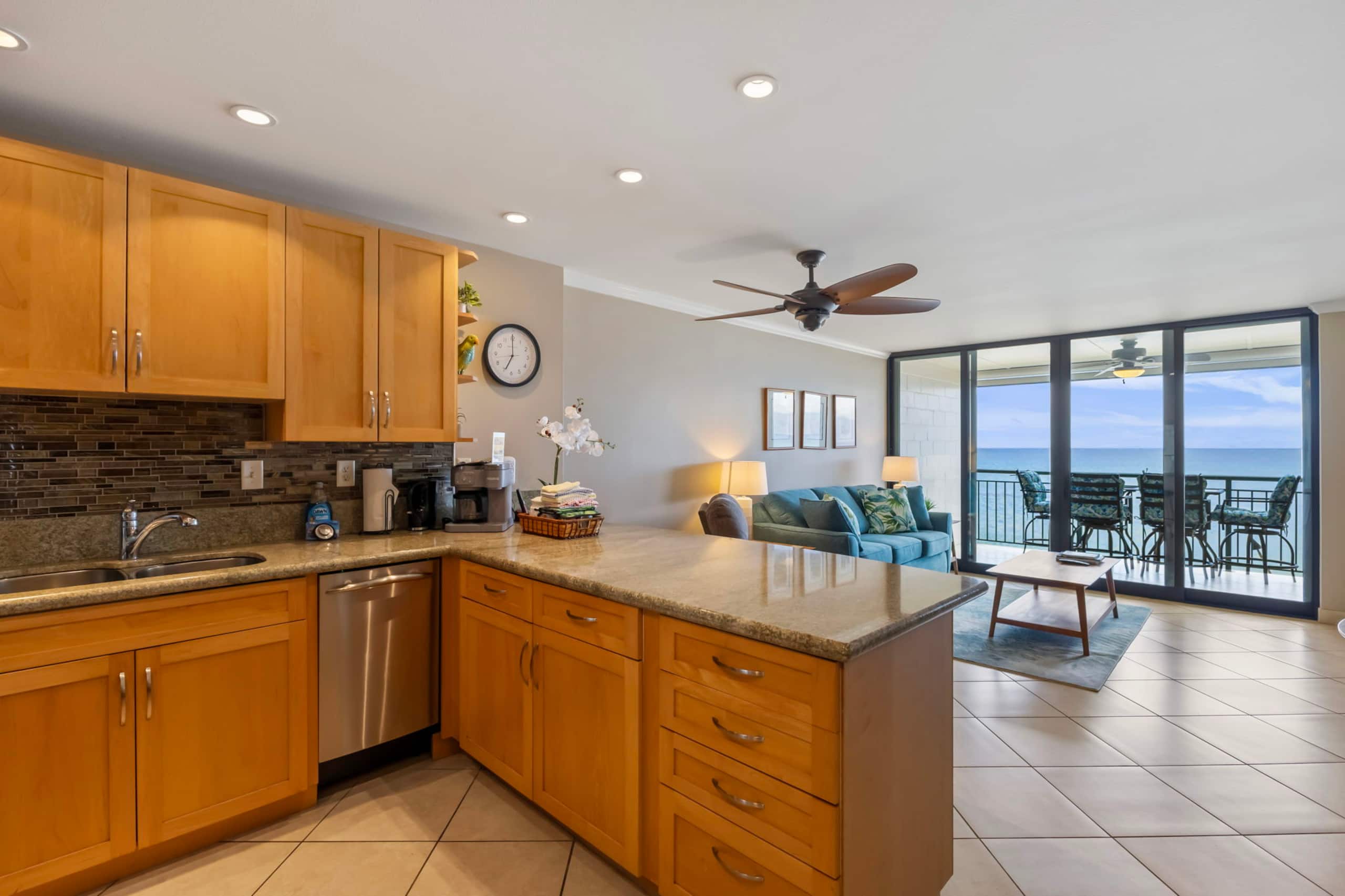 Condo in Lahaina · ★4.8 · 1 bedroom · 1 bed · 1 bath - Image 43